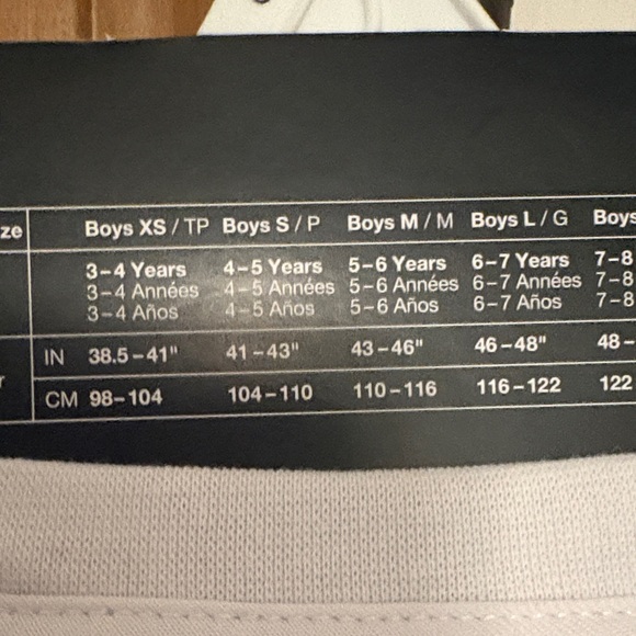 Nike Beige and White Fleece Vest Set boys size small (4-5years old) - Picture 9 of 9